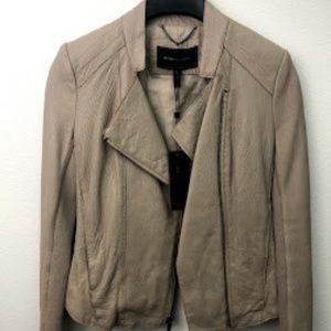 BCBGMAXAZRIA CLEO PUTTY NATURAL LEATHER BOMBER MOT